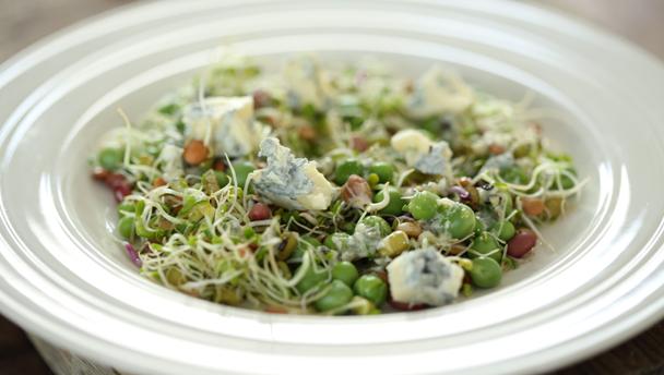 Sprouting vegetables, peas and blue cheese 