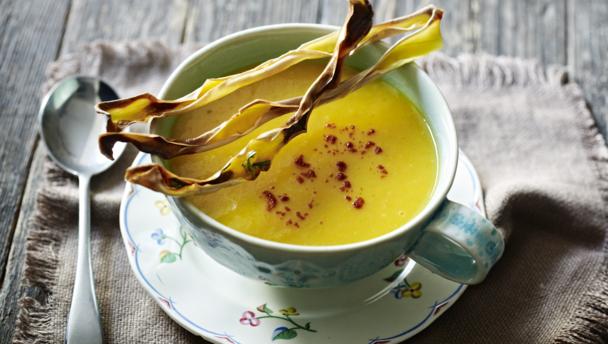 Butternut squash soup with crisps