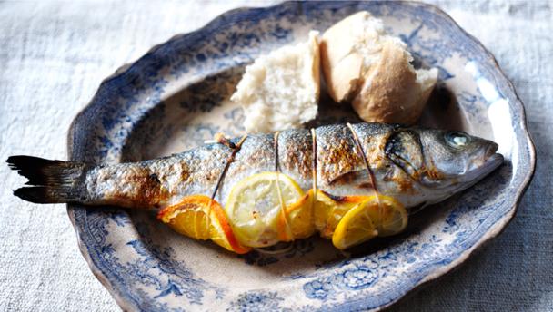 Fennel and herb barbecued whole fish
