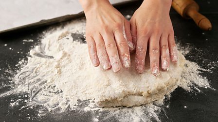 Chaffing scone dough